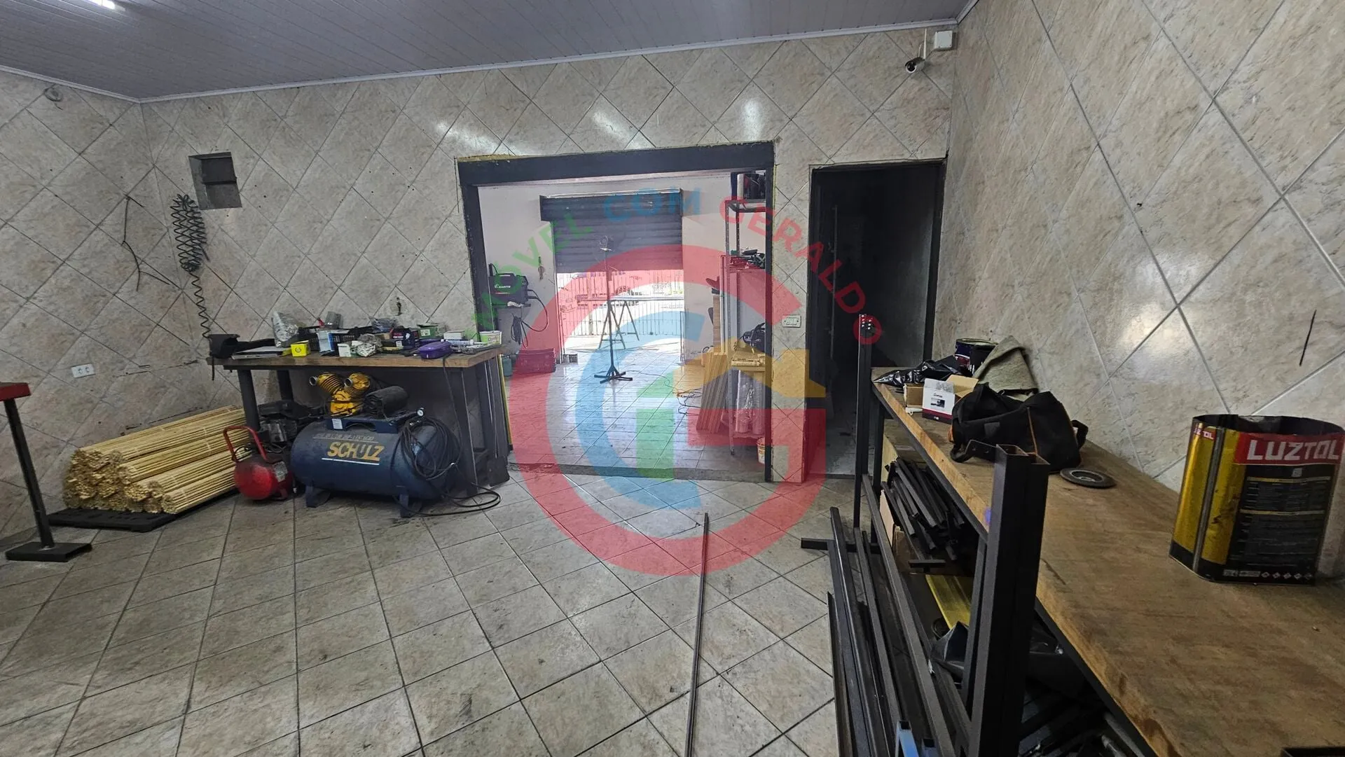 Imagem Casa com cômodo comercial - Coimbra