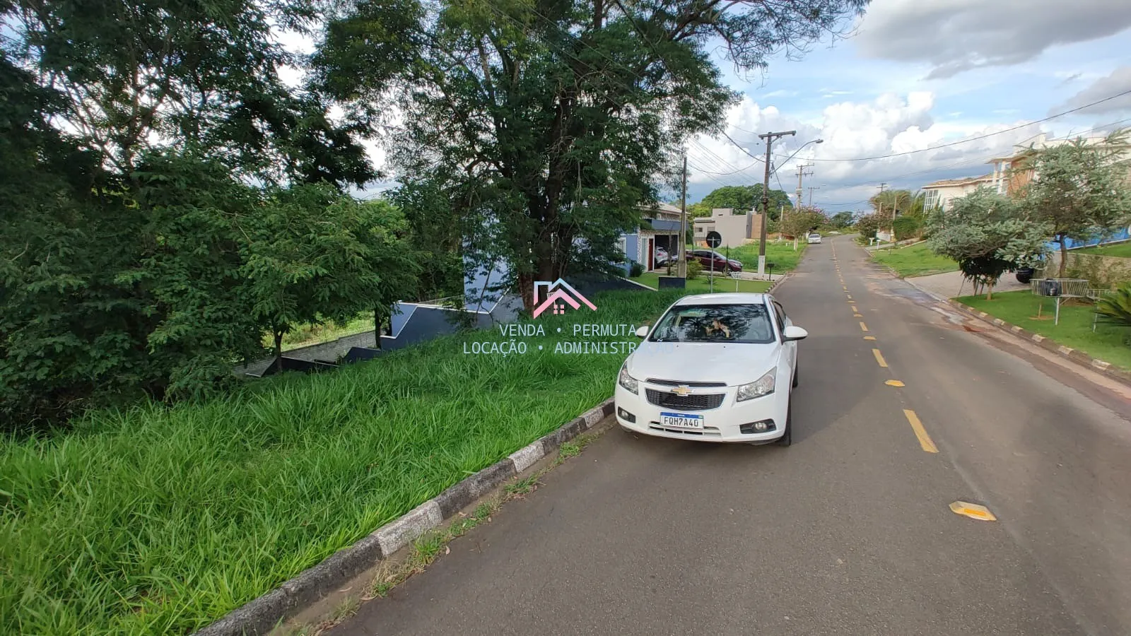 Imagem Terreno à venda Residencial dos Lagos área terreno 850 m2 - excelente localização empreendimento - I