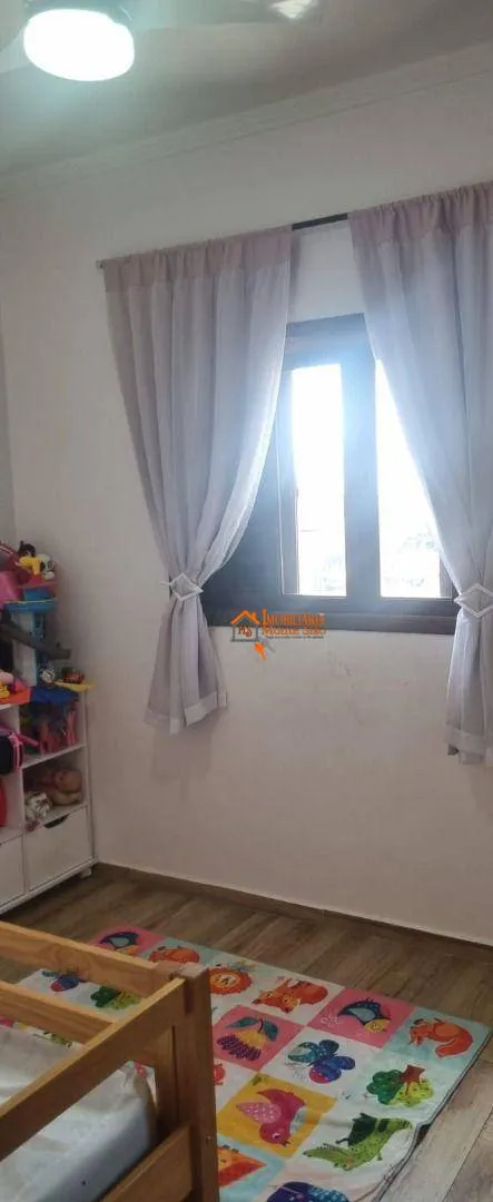 Imagem Sobrado com 3 dormitórios à venda, 140 m² por R$ 690.000,00 - Jardim Bela Vista - Guarulhos/SP