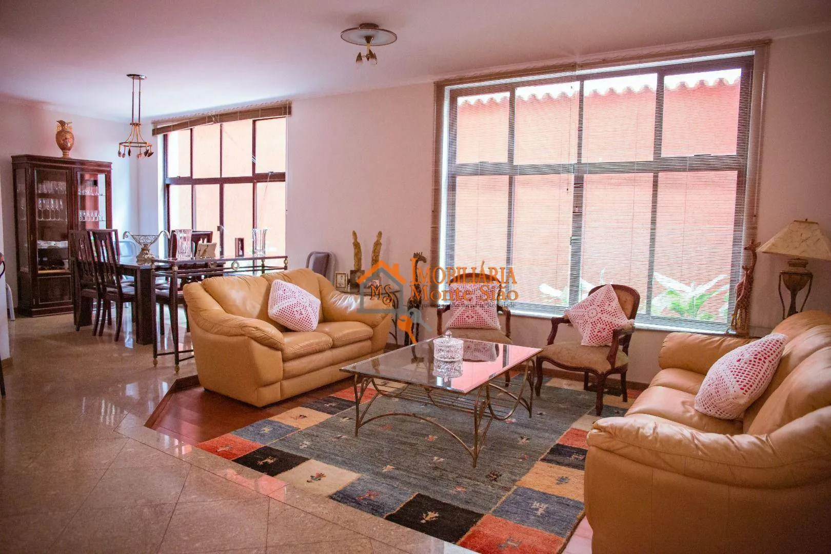 Imagem Sobrado com 4 dormitórios à venda, 400 m² por R$ 1.400.000,00 - Jardim Tranqüilidade - Guarulhos/SP
