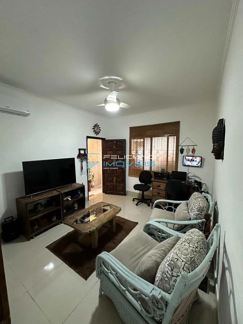 Imagem Casa com 2 quartos, Guilhermina, Praia Grande - R$ 600 mil, Cod: 4113