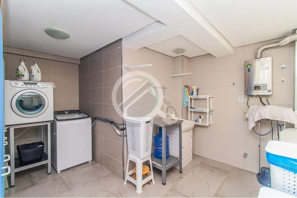 Imagem Apartamento de frente, com 109,78 m² - 3 dormitórios transformado em 2, sendo 1 suíte com closet....