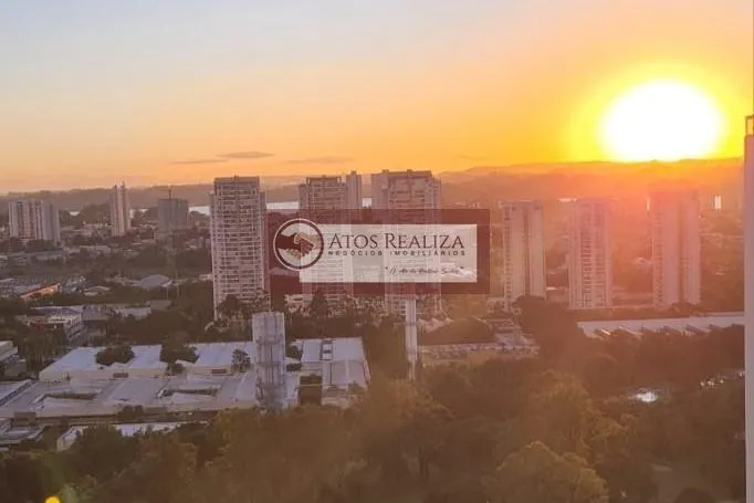 Imagem Chegou a sua Oportunidade de Morar em um Clube no Jardim Marajoara. Apartamento para venda com 3 quartos, 149m² IEPÊ Golf Condominium. VALOR: R$ 1. 650 000 Condomínio: R$ 1.600 IPTU (anual): R$ 6.649 2 vagas de garagem 149 m2 útil 3 dormitórios 3 suítes 4