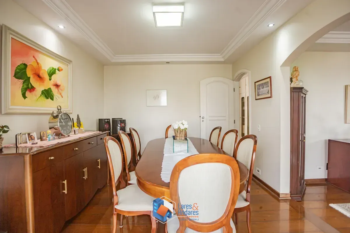 Imagem Apartamento para venda em Campo Belo com 4 quartos, sendo 3 suítes, 220m²