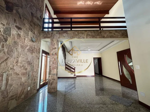 Casa 4 dormitórios ( 2 suítes) com edícula em Caçapava.