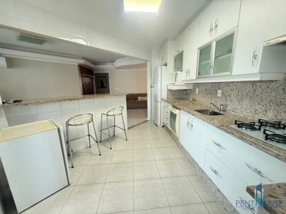 Imagem Apartamento Zona Central para Venda em Balneário Camboriú, CENTRO, 3 dormitórios, 1 suíte, 2 banheiros, 2 vagas