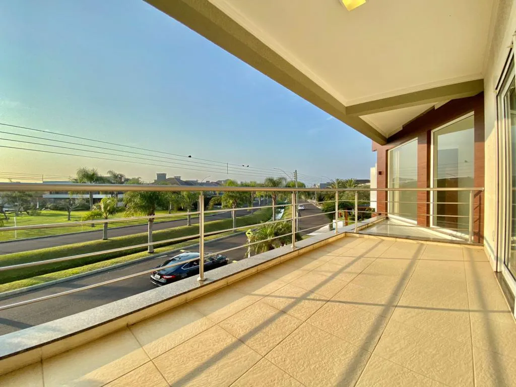 Imagem Casa em Condominio 5 Dormitórios - Bairro Zona Nova