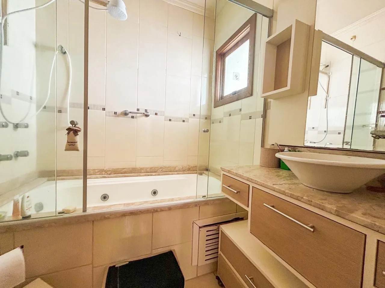 Imagem CASA NO CONDOMÍNIO LAGOS DE NOVA IPANEMA
