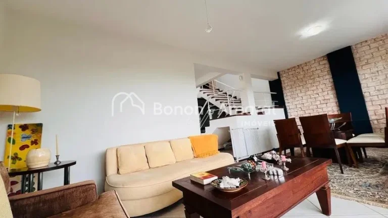 Imagem Linda casa em condomínio - ampla, funcional e muito aconchegante!

Documentação ok para financiam...