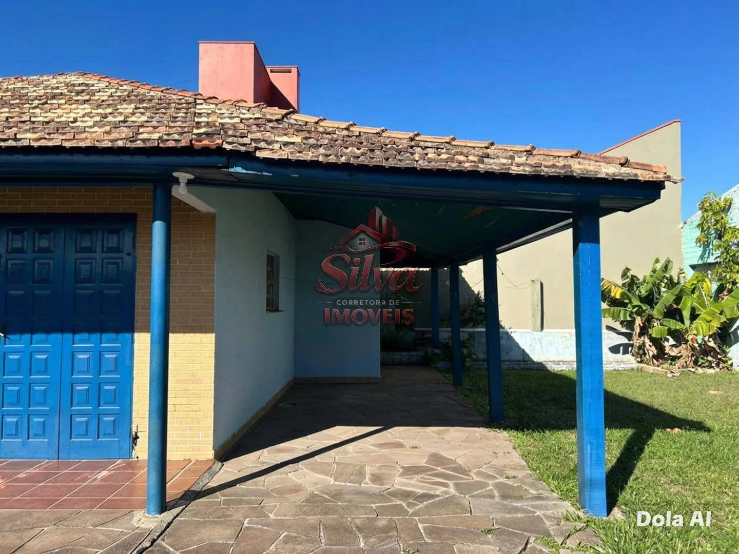 Imagem C1254 casa de esquina com 04 dormitórios, a 200m do mar em Imbé