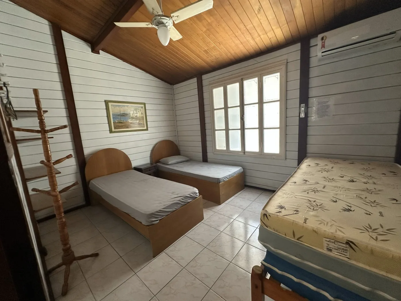 Imagem Casa para Venda em Bertioga, Riviera, 3 dormitórios, 1 suíte, 2 banheiros, 3 vagas