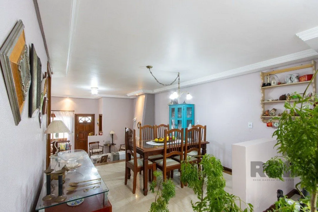 Imagem Casa de Condomínio em Jardim Isabel