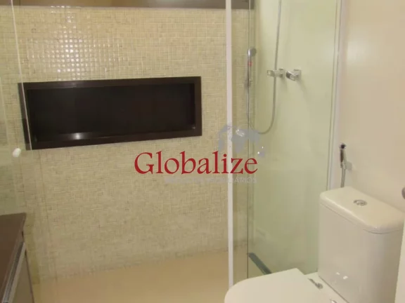 Imagem Apartamento à Venda com 110m², 2 quartos, 1 vaga demarcada e dependência por R$1.100.000,00 no Boqueirão em Santos