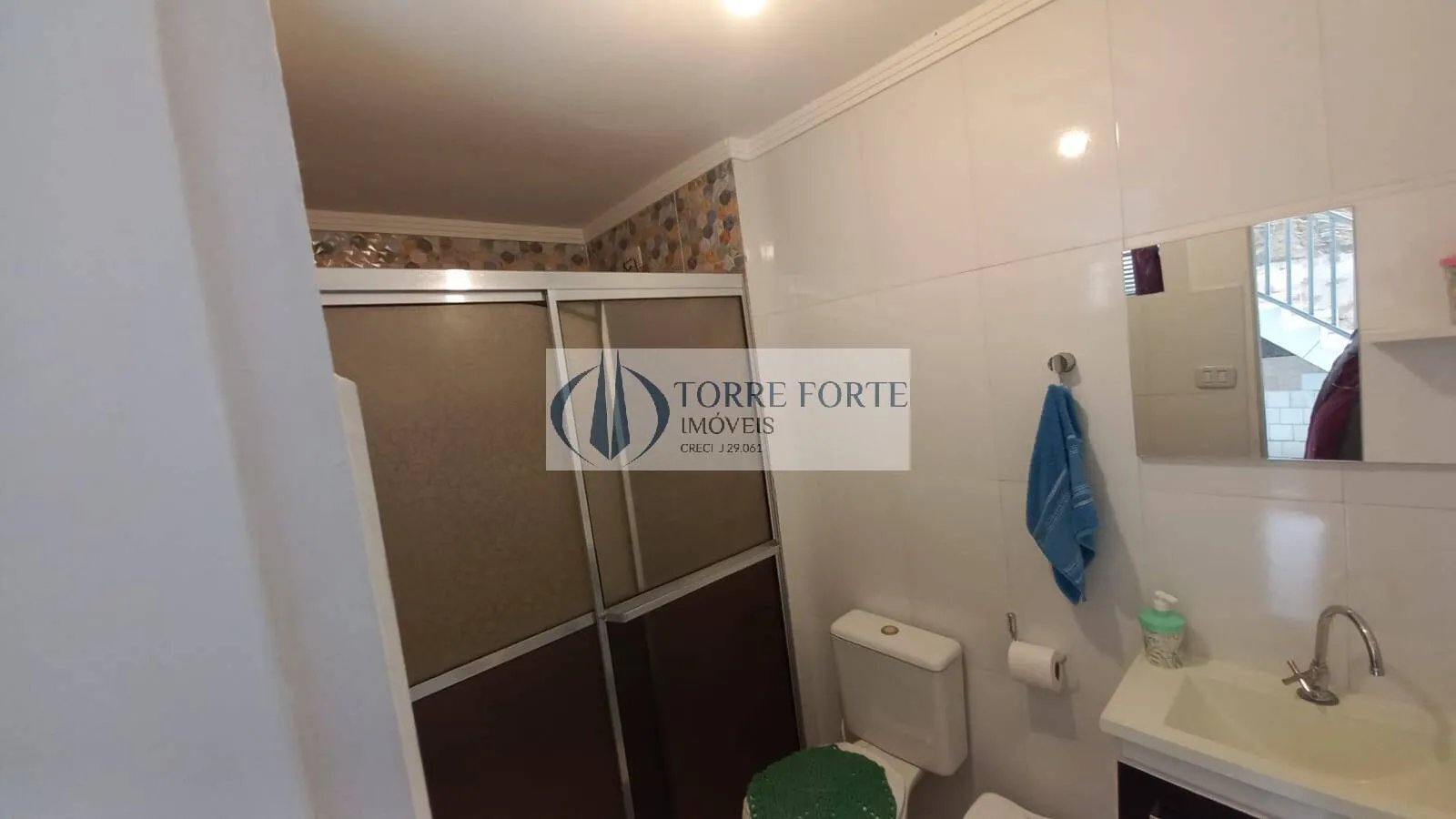 Imagem ótimo sobrado com 4 dormitórios e 2 vagas com varanda gourmet na Vila Rica