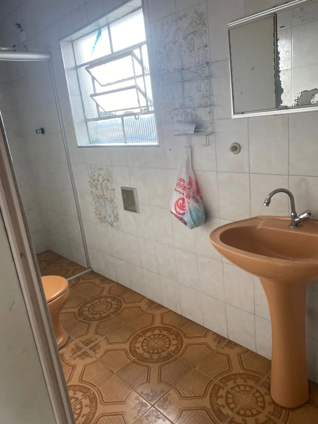 Imagem Comercial à venda e locação 300M², Moreira César, Pindamonhangaba - SP