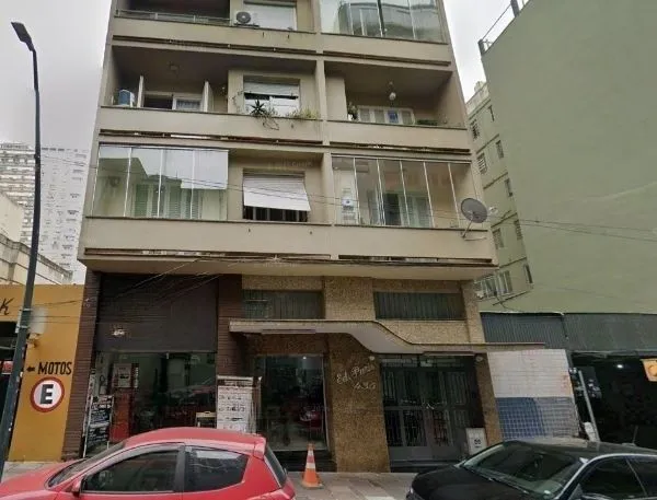 Imagem Apartamento no Centro de 2 dormitórios DESOCUPADO