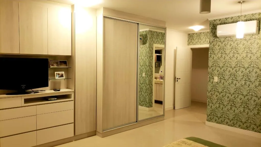 Imagem Apartamento 4 Dormitórios - Bairro Navegantes