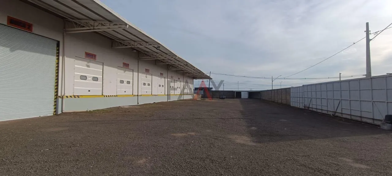 Imóvel Comercial para Locação Próximo à BR com 3.521m Construídos