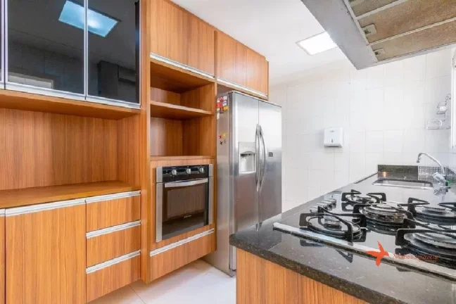 Imagem Apartamento à venda em Pinheiros, São Paulo-SP: 3 quartos, 3 suítes, 3 salas, 5 banheiros, 3 vagas, 150m. Próximo ao Hospital das Clinicas!