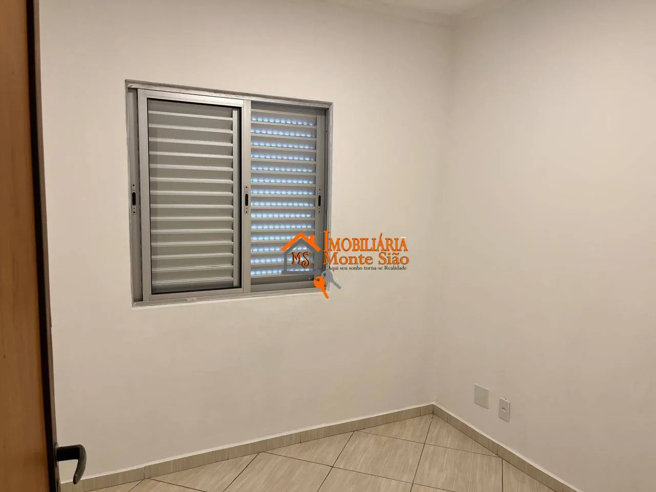 Imagem Apartamento com 3 dormitórios à venda, 73 m² por R$ 395.000,00 - Gopoúva - Guarulhos/SP