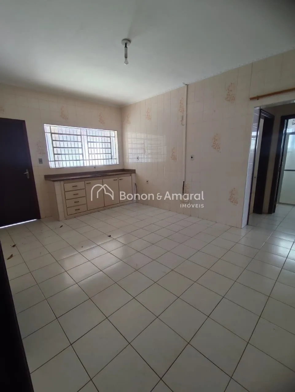 Imagem Casa Ampla em Paulínia - Ideal para Residência ou Comércio