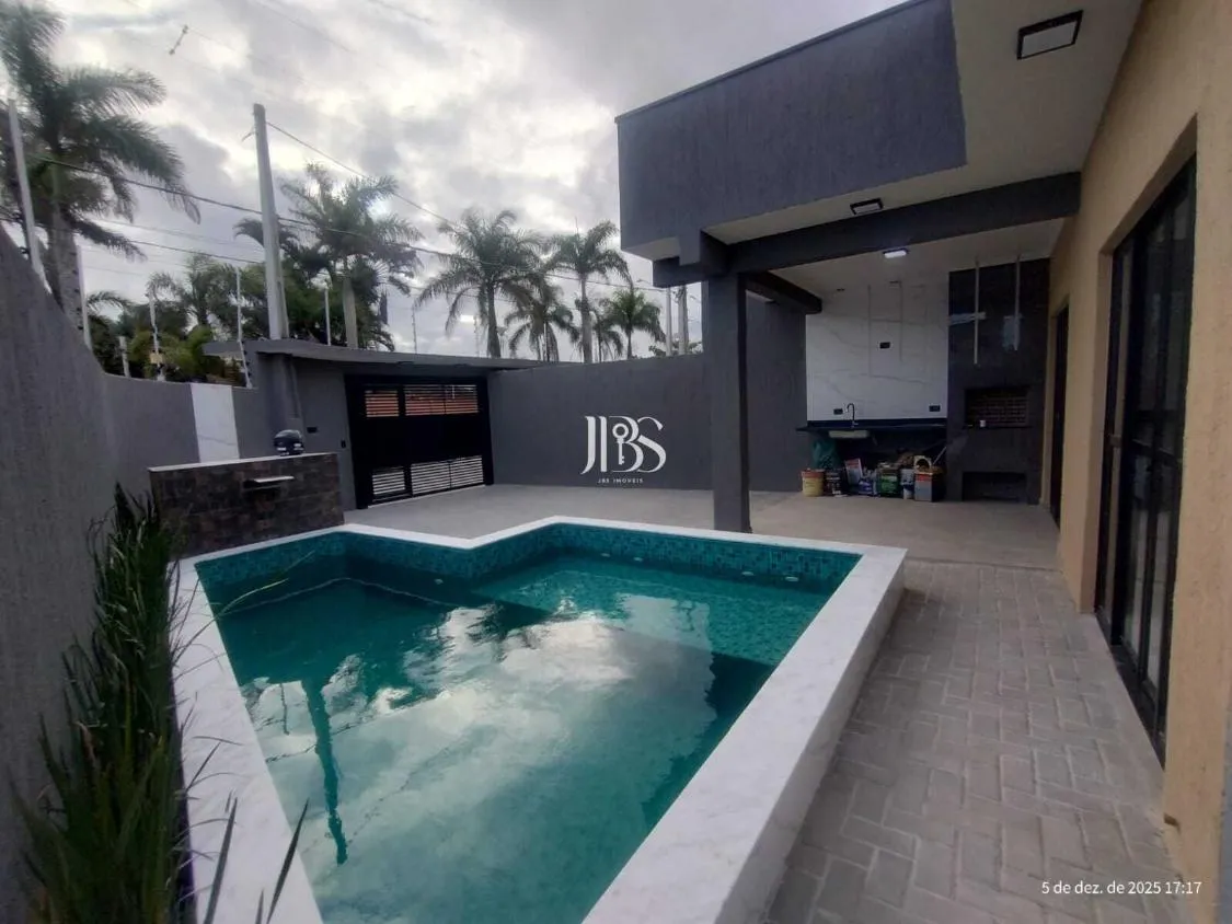 Foto do imóvel CASA NOVA COM PISCINA À VENDA NO JARDIM DAS PALMEIRAS EM ITANHAÉM