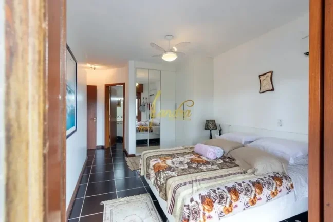 Imagem Belíssimo apartamento com 3 suites 2 vagas de garagem