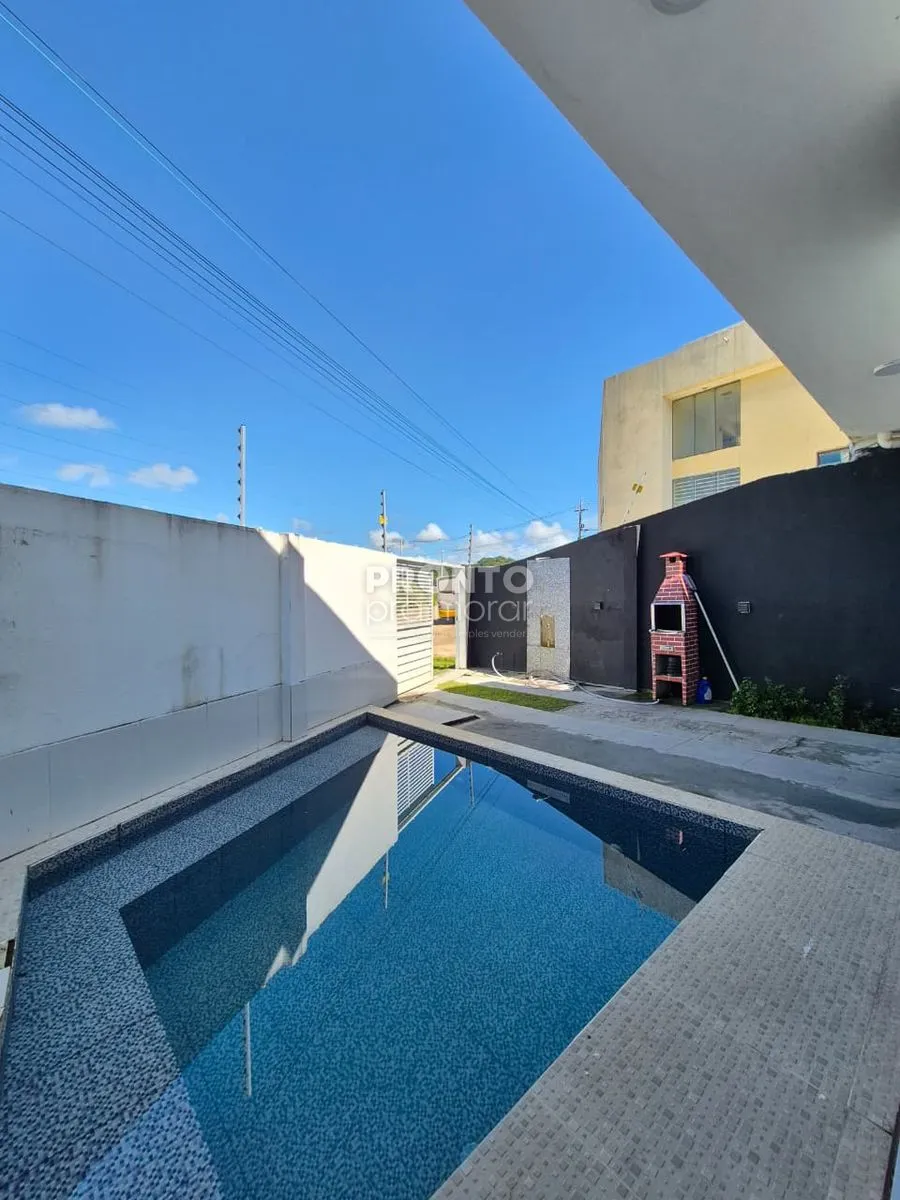 Imagem Casa em Carneiros