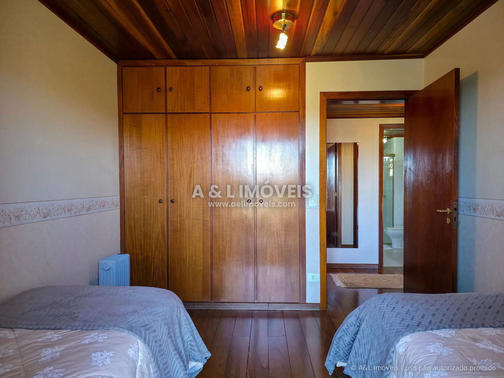 Imagem Apartamento duplex à venda em Campos do Jordão com 4 dormitórios