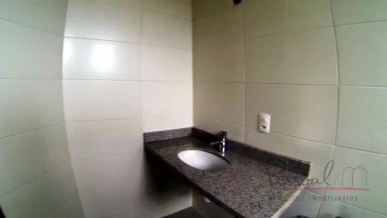 Imagem Excelente apartamento com 3 dormitórios, sendo 2 demi-suítes e 1 suite master com sacada, cozinha,...