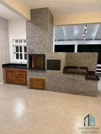 Imagem Exclusiva Casa de Campo de Alto Padrão, de Campo de Alto, Nova Trento - SC