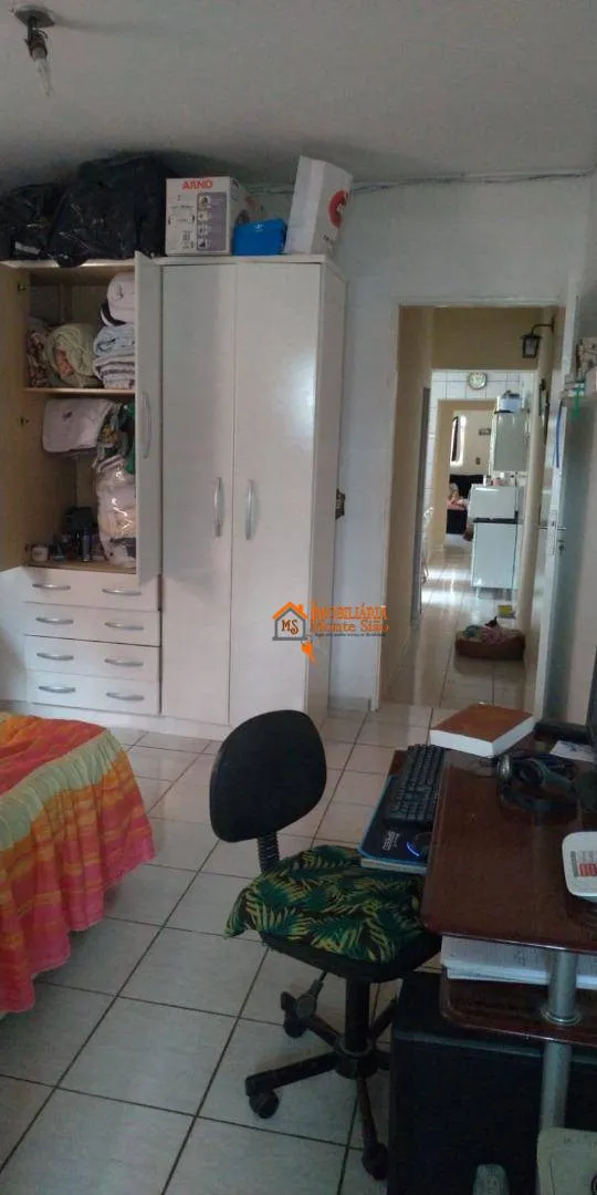 Imagem Casa com 2 dormitórios à venda, 200 m² por R$ 350.000,00 - Cidade Soberana - Guarulhos/SP