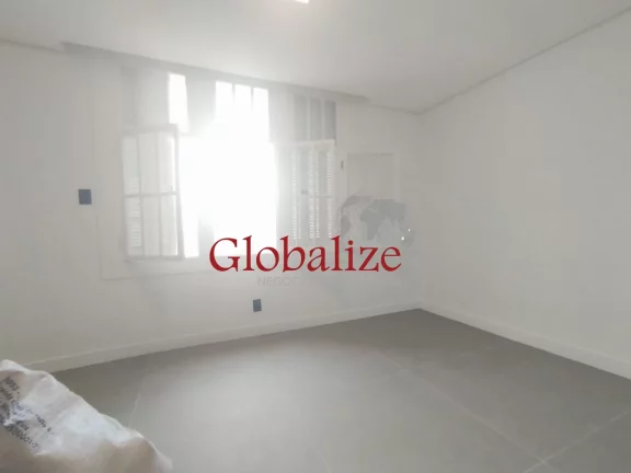 Imagem Apartamento à venda com 80m², 2 quartos e vista mar por R$729.000,00 no Gonzaga em Santos