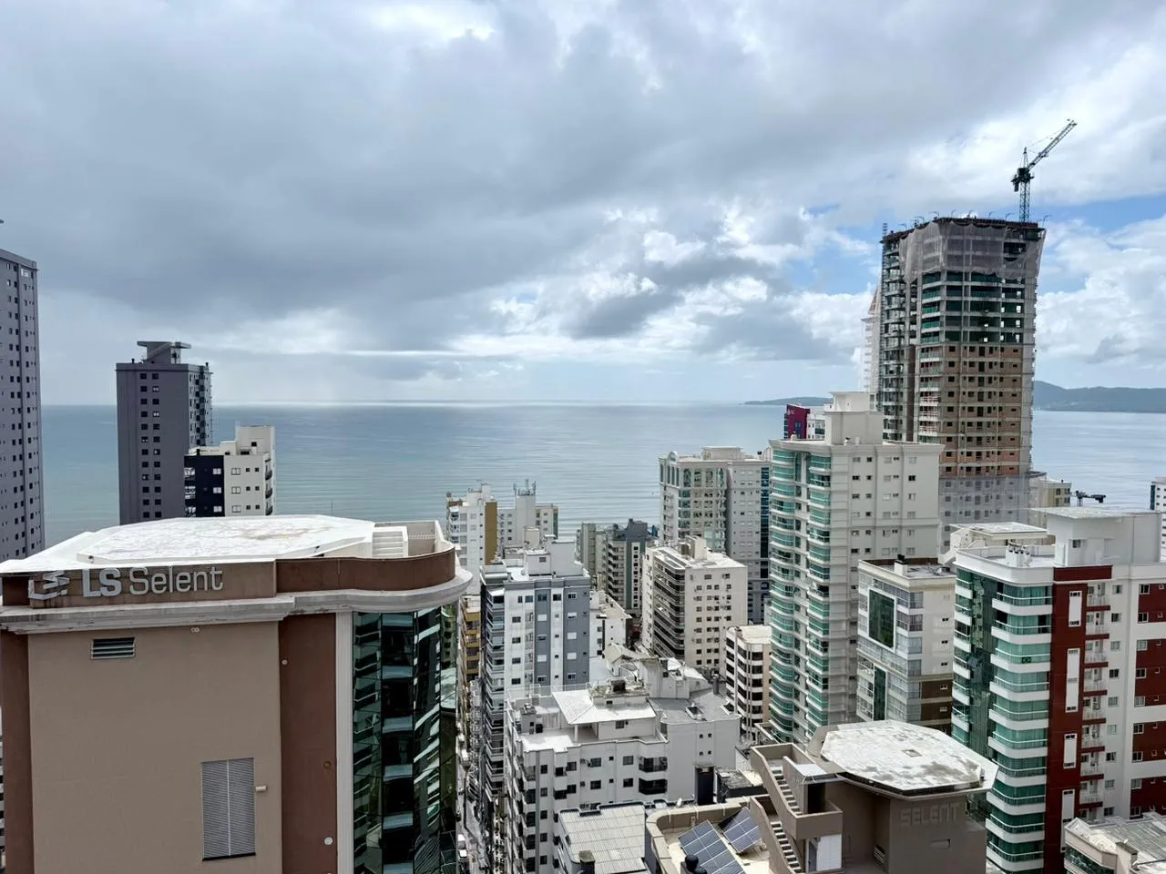 Imagem Apartamento à venda com 206m2 por R$ 3.290.000,00