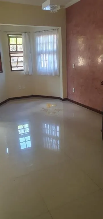 Imagem Casa para Venda em Guapimirim / RJ no bairro Centro