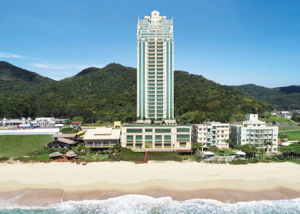 Foto do imóvel Apartamento com vista para o mar à venda com 194.87m2 por R$ 4.750.000,00