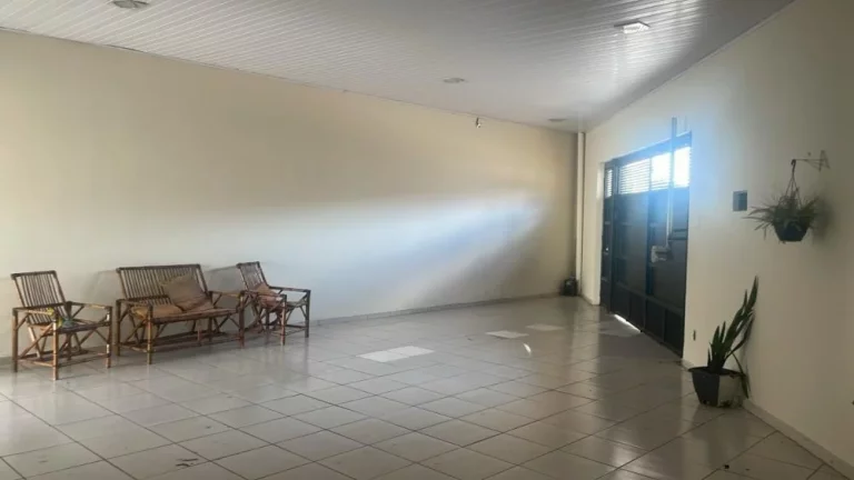 Imagem Bauru/SP  Casa NH Edson F Silva, 02 suítes, piscina