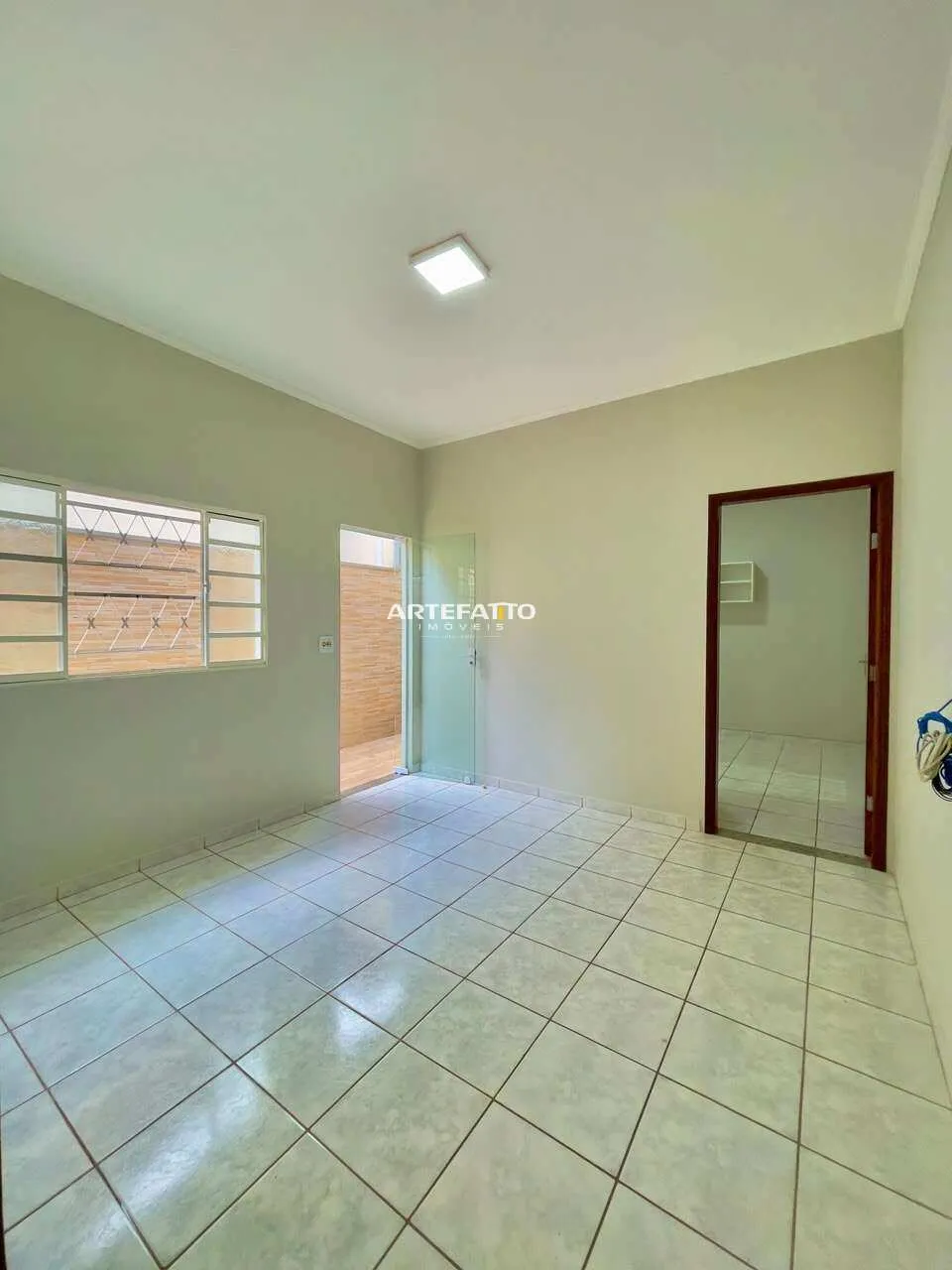 Imagem Casa à venda em Franca, Jardim Tropical II, com 2 quartos, 83m2