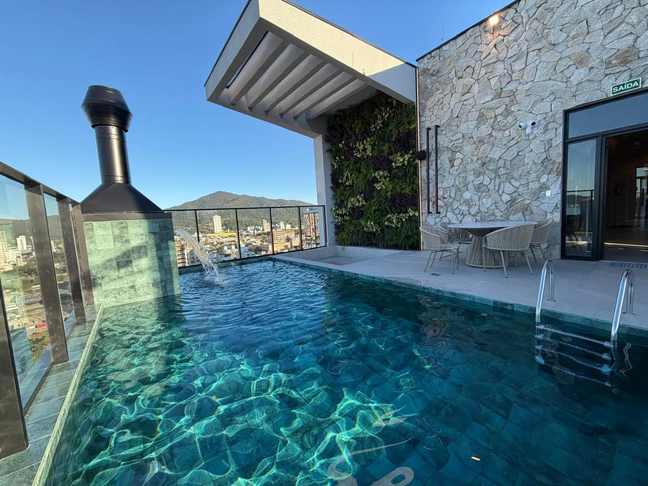 Imagem Apartamento à venda com 127m2 por R$ 1.750.000,00