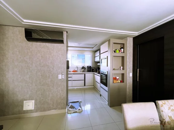 Imagem Apartamento com 3 quartos, 2 vagas e lazer com piscina a poucos metros do Hippo.  Localizado em fre...