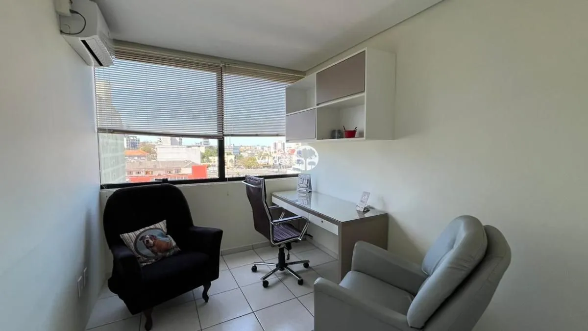 Imagem Sala à Venda em Centro, Canoas - RS