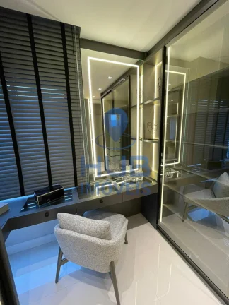 Imagem Cobertura com 3 dormitórios à venda sendo 3 suítes, 240 m² por - R$ 7.900.000,00 - Centro - Bal. Camboriú/SC