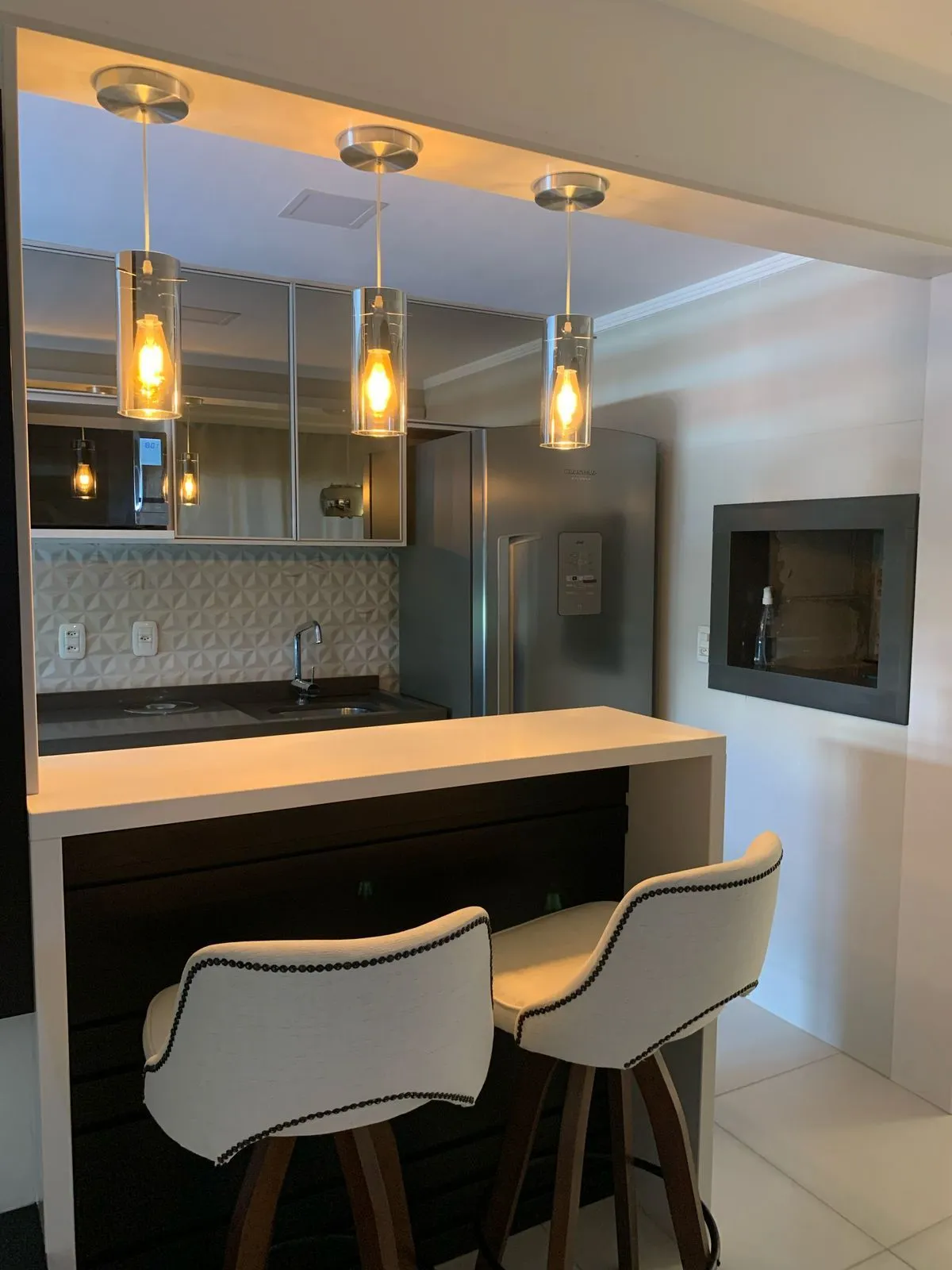 Imagem Apartamento com 2 quartos à venda na Rua Guilherme Alves, 617, Partenon