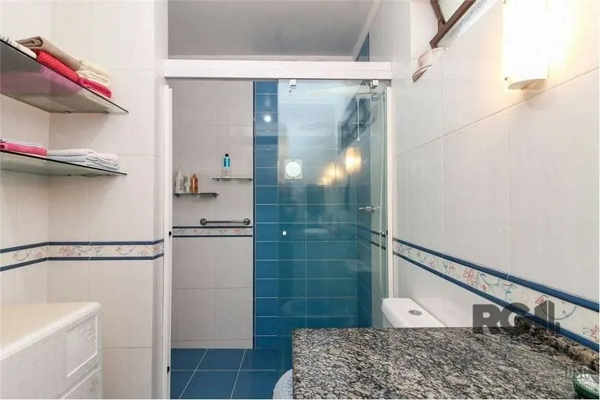 Imagem Casa de 285m² - 4 dormitórios, 4 vagas no bairro Bom Jesus