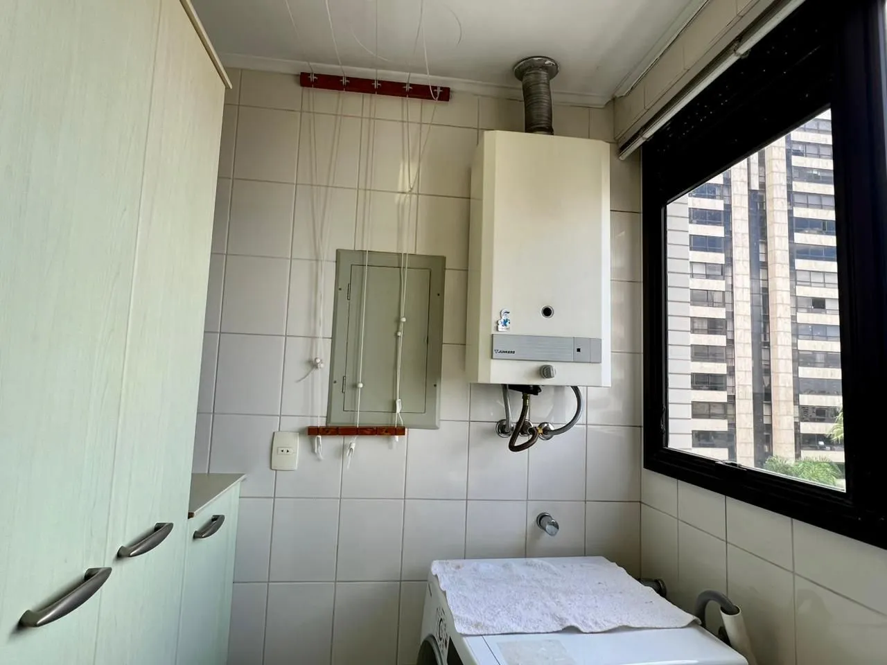 Imagem Apartamento a venda de 105 m2 2 dormitórios sendo 1 suíte e 2 vagas individuais no bairro Petrópolis.