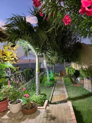 Imagem Casa na PRAIA DO COQUEIRO (Porteira fechada), VISTA PARA O MAR, pé na areia, à venda por R$ 2.000.000,00 - Coqueiro - Luís Correia/PI