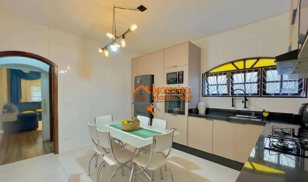 Imagem Sobrado com 3 dormitórios à venda, 200 m² por R$ 695.000,00 - Gopoúva - Guarulhos/SP