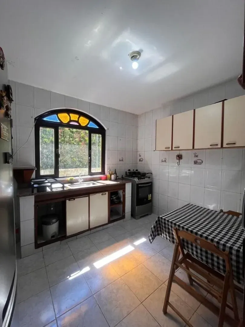 Imagem Casa de Condomínio com 4 Quartos à Venda, 245 metros em Itaipu - Niterói