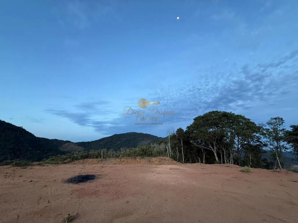Imagem Terreno em Condomínio para Venda no bairro Albuquerque