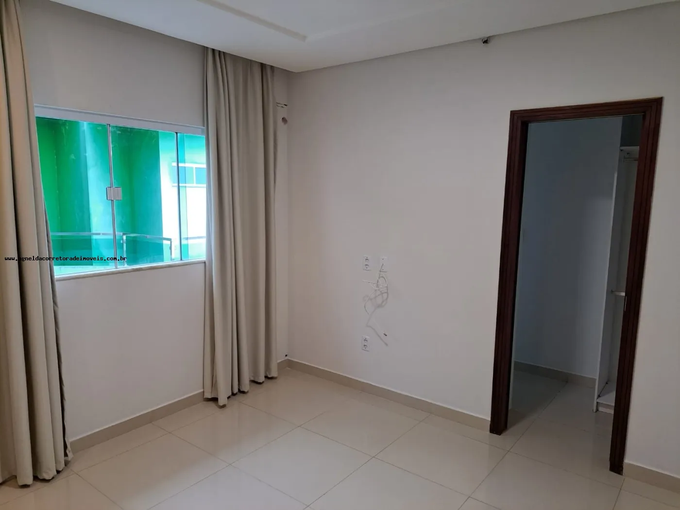 Imagem Casa em Condomínio para Venda em Parnamirim, Vida Nova, 4 dormitórios, 2 suítes, 3 banheiros, 4 vagas